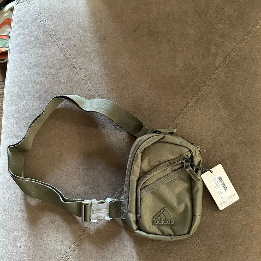 Adidas Prime Mini Sling - Picture 1 of 3